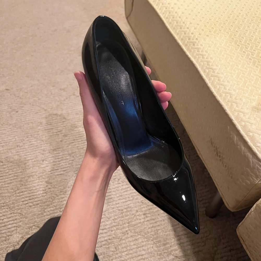Saint Laurent Black Patent Leather Pointed-Toe Pumps - Picture 6 of 6